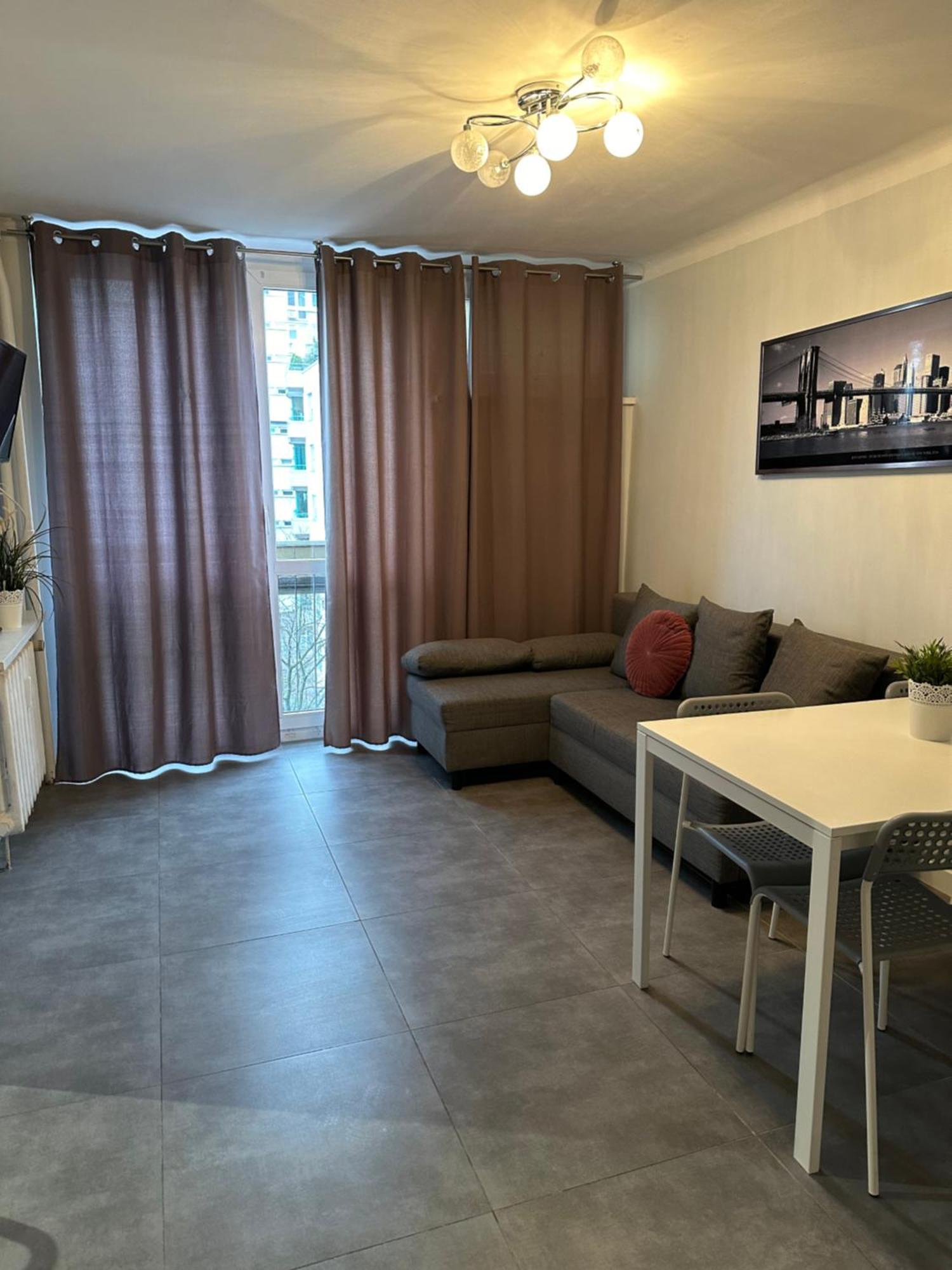 Coser Apartamenty Centrum Варшава Экстерьер фото