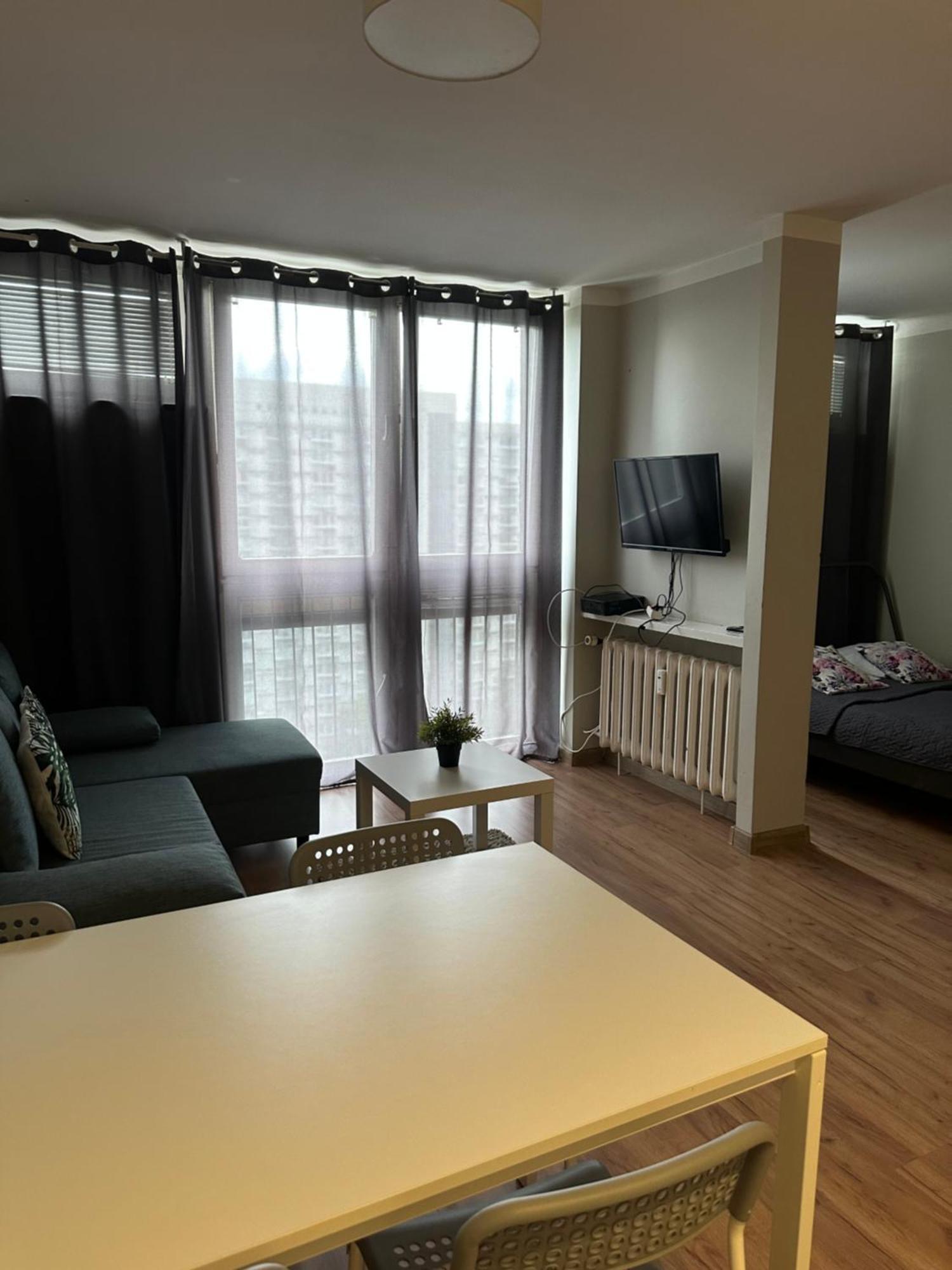 Coser Apartamenty Centrum Варшава Экстерьер фото